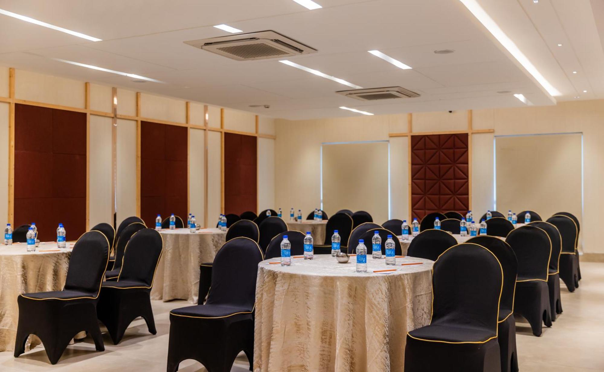 Zone Connect By The Park Coimbatore Exterior foto