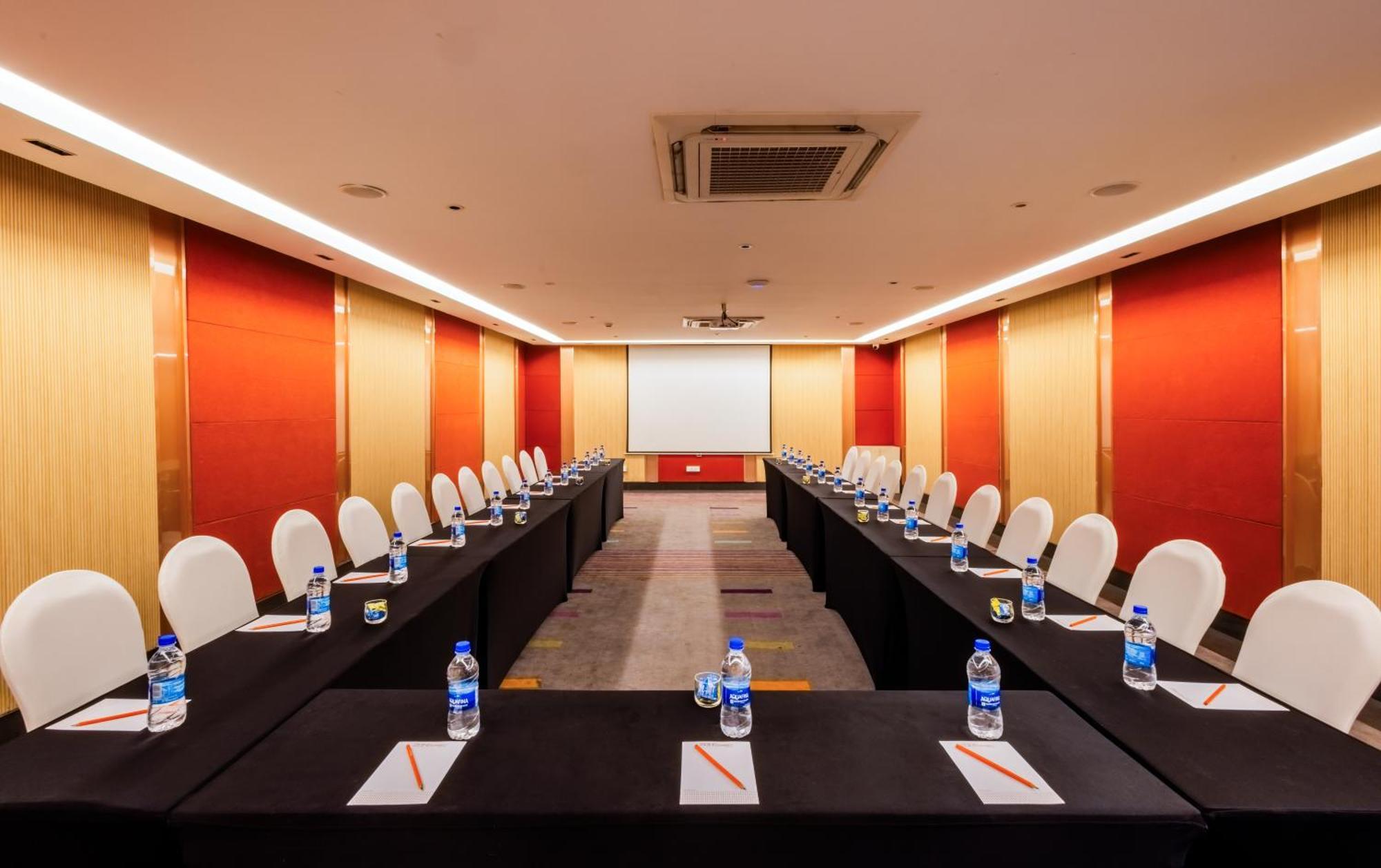 Zone Connect By The Park Coimbatore Exterior foto
